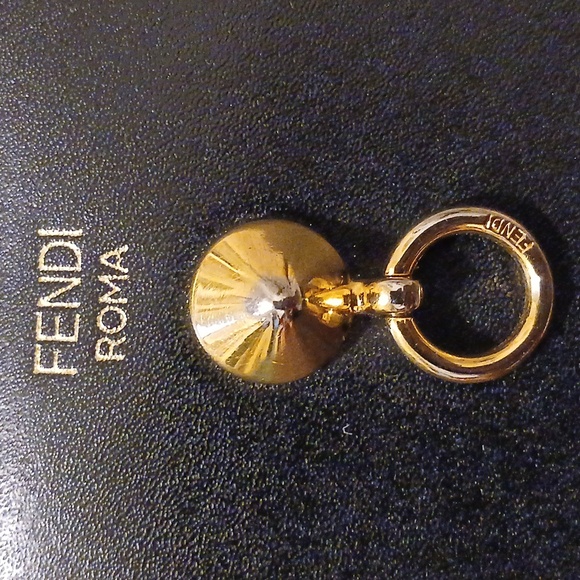 💯% Authentic FENDI Wallet - Picture 5 of 8